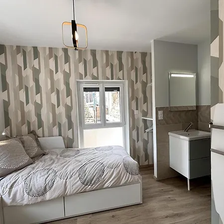 Appartamento Duplex Cosy Avec Terrasse, Proche Vichy, Ideal Pour Escapade Sportive Et Familiale - Fr-1-489-525